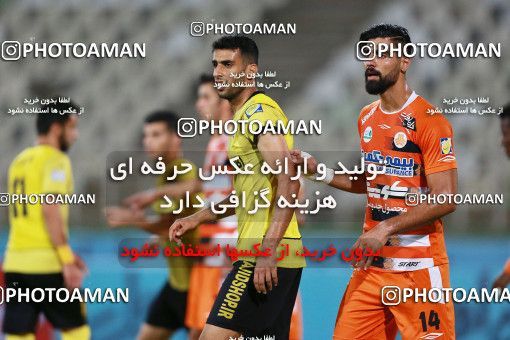 1238595, Tehran, , لیگ برتر فوتبال ایران، Persian Gulf Cup، Week 5، First Leg، Saipa 1 v 0 Pars Jonoubi Jam on 2018/08/24 at Shahid Dastgerdi Stadium
