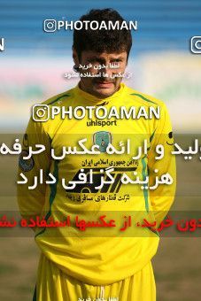 1242155, Tehran, , لیگ برتر فوتبال ایران، Persian Gulf Cup، Week 18، Second Leg، Rah Ahan 1 v 0 Malvan Bandar Anzali on 2008/12/08 at Ekbatan Stadium
