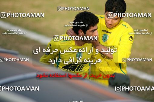 1242223, Tehran, , لیگ برتر فوتبال ایران، Persian Gulf Cup، Week 18، Second Leg، Rah Ahan 1 v 0 Malvan Bandar Anzali on 2008/12/08 at Ekbatan Stadium