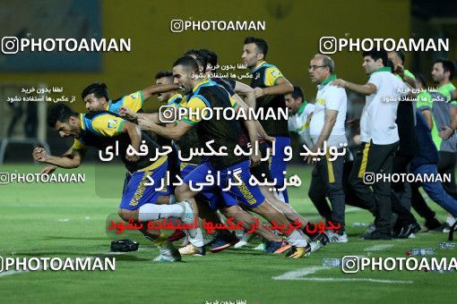 1247065, Abadan, , جام حذفی فوتبال ایران, Semi-Finals, Khorramshahr Cup, Sanat Naft Abadan (4) 0 v 0 (3) Tractor S.C. on 2018/09/14 at Takhti Stadium Abadan