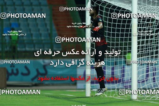 1247473, Abadan, , جام حذفی فوتبال ایران, Semi-Finals, Khorramshahr Cup, Sanat Naft Abadan (4) 0 v 0 (3) Tractor S.C. on 2018/09/14 at Takhti Stadium Abadan