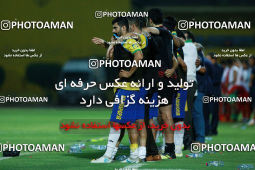 1247700, Abadan, , جام حذفی فوتبال ایران, Semi-Finals, Khorramshahr Cup, Sanat Naft Abadan (4) 0 v 0 (3) Tractor S.C. on 2018/09/14 at Takhti Stadium Abadan