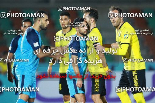 1252856, Tehran,Shahr Qods, , جام حذفی فوتبال ایران, 1/16 stage, Khorramshahr Cup, Paykan 0 v 0 Pars Jonoubi Jam on 2018/09/14 at Shahr-e Qods Stadium