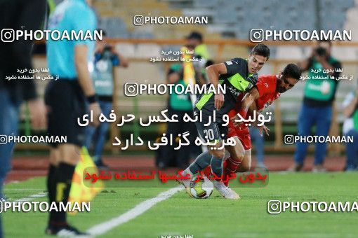 1254476, Tehran, , لیگ برتر فوتبال ایران، Persian Gulf Cup، Week 6، First Leg، Persepolis 2 v 1 Nassaji Qaemshahr on 2018/09/12 at Azadi Stadium