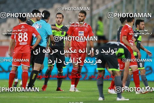 1254357, Tehran, , لیگ برتر فوتبال ایران، Persian Gulf Cup، Week 6، First Leg، Persepolis 2 v 1 Nassaji Qaemshahr on 2018/09/12 at Azadi Stadium