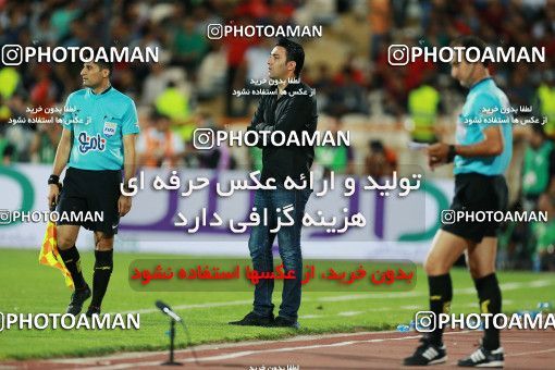 1254463, Tehran, , لیگ برتر فوتبال ایران، Persian Gulf Cup، Week 6، First Leg، Persepolis 2 v 1 Nassaji Qaemshahr on 2018/09/12 at Azadi Stadium