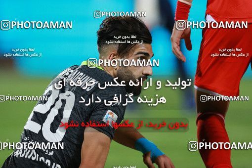 1254888, Tehran, , لیگ برتر فوتبال ایران، Persian Gulf Cup، Week 6، First Leg، Persepolis 2 v 1 Nassaji Qaemshahr on 2018/09/12 at Azadi Stadium