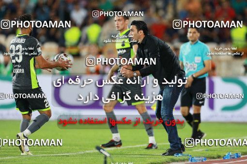 1254806, Tehran, , لیگ برتر فوتبال ایران، Persian Gulf Cup، Week 6، First Leg، Persepolis 2 v 1 Nassaji Qaemshahr on 2018/09/12 at Azadi Stadium
