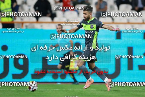 1254825, Tehran, , لیگ برتر فوتبال ایران، Persian Gulf Cup، Week 6، First Leg، Persepolis 2 v 1 Nassaji Qaemshahr on 2018/09/12 at Azadi Stadium