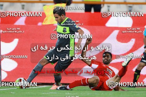 1254883, Tehran, , لیگ برتر فوتبال ایران، Persian Gulf Cup، Week 6، First Leg، Persepolis 2 v 1 Nassaji Qaemshahr on 2018/09/12 at Azadi Stadium