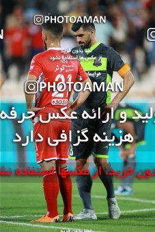 1254800, Tehran, , لیگ برتر فوتبال ایران، Persian Gulf Cup، Week 6، First Leg، Persepolis 2 v 1 Nassaji Qaemshahr on 2018/09/12 at Azadi Stadium