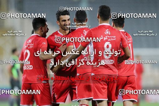 1258968, Tehran, , لیگ برتر فوتبال ایران، Persian Gulf Cup، Week 6، First Leg، Persepolis 2 v 1 Nassaji Qaemshahr on 2018/09/12 at Azadi Stadium