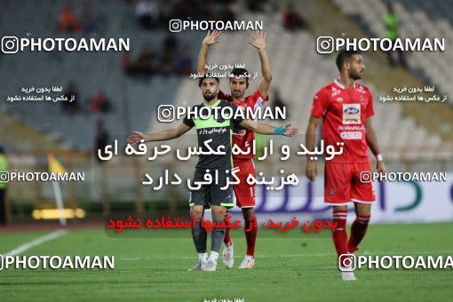 1258982, Tehran, , لیگ برتر فوتبال ایران، Persian Gulf Cup، Week 6، First Leg، Persepolis 2 v 1 Nassaji Qaemshahr on 2018/09/12 at Azadi Stadium