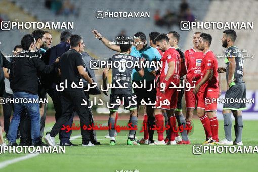 1258991, Tehran, , لیگ برتر فوتبال ایران، Persian Gulf Cup، Week 6، First Leg، Persepolis 2 v 1 Nassaji Qaemshahr on 2018/09/12 at Azadi Stadium