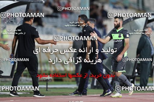 1258974, Tehran, , لیگ برتر فوتبال ایران، Persian Gulf Cup، Week 6، First Leg، Persepolis 2 v 1 Nassaji Qaemshahr on 2018/09/12 at Azadi Stadium