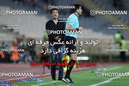 1258977, Tehran, , لیگ برتر فوتبال ایران، Persian Gulf Cup، Week 6، First Leg، Persepolis 2 v 1 Nassaji Qaemshahr on 2018/09/12 at Azadi Stadium