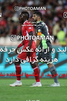 1259111, Tehran, , لیگ برتر فوتبال ایران، Persian Gulf Cup، Week 6، First Leg، Persepolis 2 v 1 Nassaji Qaemshahr on 2018/09/12 at Azadi Stadium