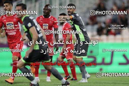 1259057, Tehran, , لیگ برتر فوتبال ایران، Persian Gulf Cup، Week 6، First Leg، Persepolis 2 v 1 Nassaji Qaemshahr on 2018/09/12 at Azadi Stadium