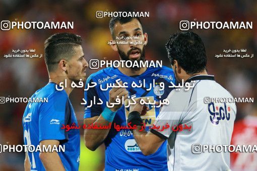 1255459, Tehran, , لیگ برتر فوتبال ایران، Persian Gulf Cup، Week 8، First Leg، Esteghlal 0 v 0 Persepolis on 2018/09/27 at Azadi Stadium