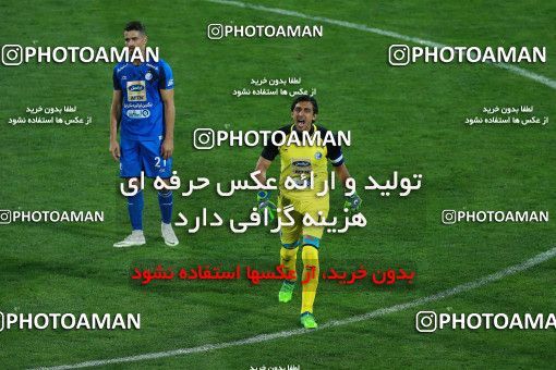 1274356, Tehran, , لیگ برتر فوتبال ایران، Persian Gulf Cup، Week 8، First Leg، Esteghlal 0 v 0 Persepolis on 2018/09/27 at Azadi Stadium