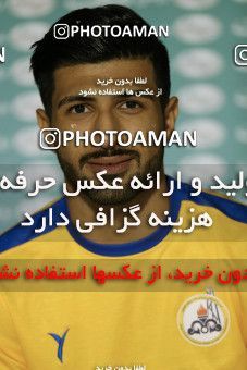 1255826, Masjed Soleyman, , لیگ برتر فوتبال ایران، Persian Gulf Cup، Week 8، First Leg، Naft M Soleyman 0 v 2 Sepahan on 2018/09/27 at Behnam Mohammadi Stadium