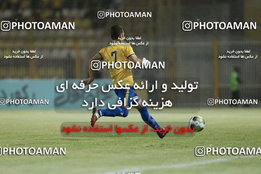 1255830, Masjed Soleyman, , لیگ برتر فوتبال ایران، Persian Gulf Cup، Week 8، First Leg، Naft M Soleyman 0 v 2 Sepahan on 2018/09/27 at Behnam Mohammadi Stadium