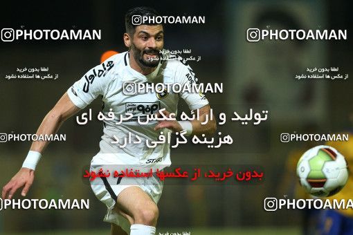 1255781, Masjed Soleyman, , لیگ برتر فوتبال ایران، Persian Gulf Cup، Week 8، First Leg، Naft M Soleyman 0 v 2 Sepahan on 2018/09/27 at Behnam Mohammadi Stadium