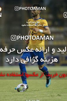 1255928, Masjed Soleyman, , لیگ برتر فوتبال ایران، Persian Gulf Cup، Week 8، First Leg، Naft M Soleyman 0 v 2 Sepahan on 2018/09/27 at Behnam Mohammadi Stadium