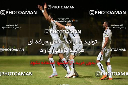 1255750, Masjed Soleyman, , لیگ برتر فوتبال ایران، Persian Gulf Cup، Week 8، First Leg، Naft M Soleyman 0 v 2 Sepahan on 2018/09/27 at Behnam Mohammadi Stadium