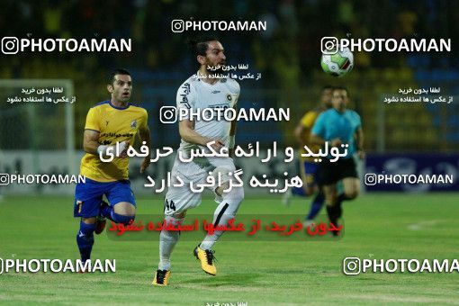 1256150, Masjed Soleyman, , لیگ برتر فوتبال ایران، Persian Gulf Cup، Week 8، First Leg، Naft M Soleyman 0 v 2 Sepahan on 2018/09/27 at Behnam Mohammadi Stadium
