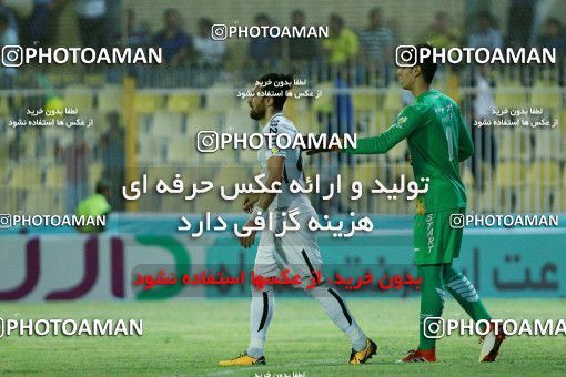 1256148, Masjed Soleyman, , لیگ برتر فوتبال ایران، Persian Gulf Cup، Week 8، First Leg، Naft M Soleyman 0 v 2 Sepahan on 2018/09/27 at Behnam Mohammadi Stadium