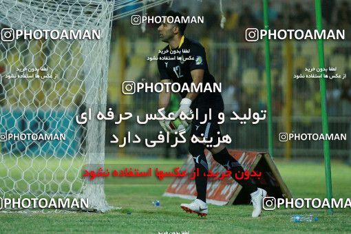1256156, Masjed Soleyman, , لیگ برتر فوتبال ایران، Persian Gulf Cup، Week 8، First Leg، Naft M Soleyman 0 v 2 Sepahan on 2018/09/27 at Behnam Mohammadi Stadium