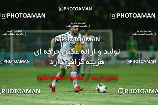 1256082, Masjed Soleyman, , لیگ برتر فوتبال ایران، Persian Gulf Cup، Week 8، First Leg، Naft M Soleyman 0 v 2 Sepahan on 2018/09/27 at Behnam Mohammadi Stadium