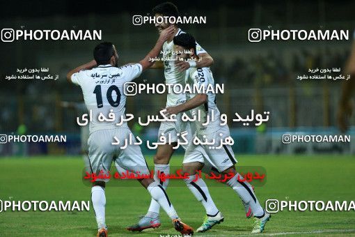 1256055, Masjed Soleyman, , لیگ برتر فوتبال ایران، Persian Gulf Cup، Week 8، First Leg، Naft M Soleyman 0 v 2 Sepahan on 2018/09/27 at Behnam Mohammadi Stadium