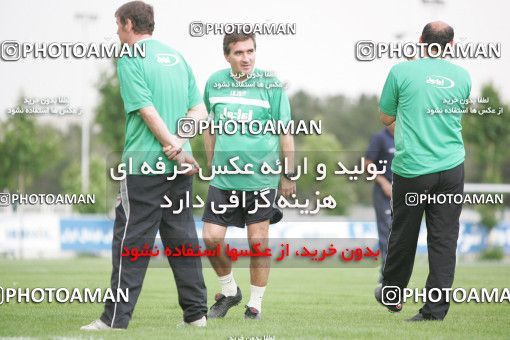 1269738, Tehran, , Iran National Football Team Training Session on 2005/05/23 at Iran National Football Center