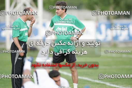 1269804, Tehran, , Iran National Football Team Training Session on 2005/05/23 at Iran National Football Center