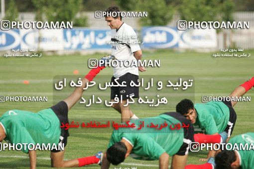 1269829, Tehran, , Iran National Football Team Training Session on 2005/05/24 at Iran National Football Center