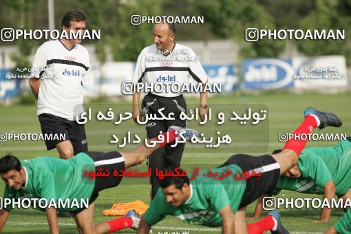 1269902, Tehran, , Iran National Football Team Training Session on 2005/05/24 at Iran National Football Center