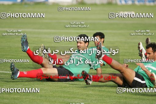 1269878, Tehran, , Iran National Football Team Training Session on 2005/05/24 at Iran National Football Center