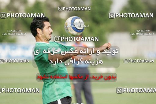 1269898, Tehran, , Iran National Football Team Training Session on 2005/05/24 at Iran National Football Center