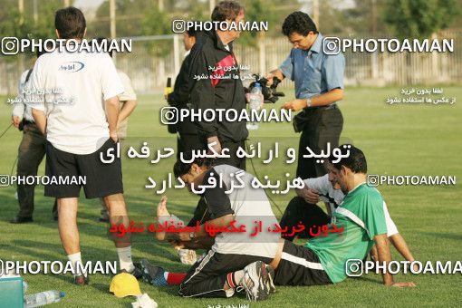 1269953, Tehran, , Iran National Football Team Training Session on 2005/05/24 at Iran National Football Center