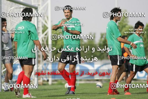 1270079, Tehran, , Iran National Football Team Training Session on 2005/05/26 at Iran National Football Center