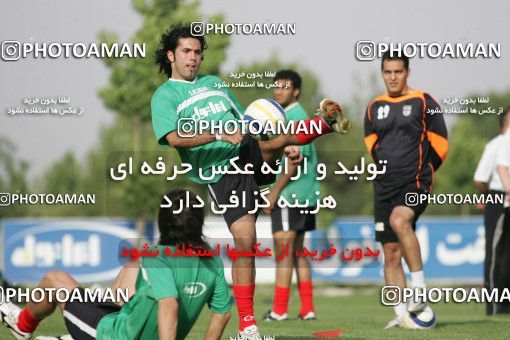 1270069, Tehran, , Iran National Football Team Training Session on 2005/05/26 at Iran National Football Center