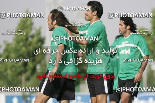 1270061, Tehran, , Iran National Football Team Training Session on 2005/05/26 at Iran National Football Center