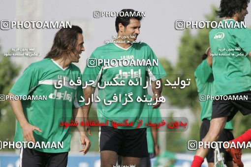 1270022, Tehran, , Iran National Football Team Training Session on 2005/05/26 at Iran National Football Center