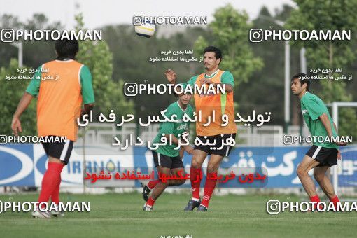 1270055, Tehran, , Iran National Football Team Training Session on 2005/05/26 at Iran National Football Center