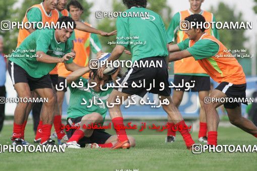 1269986, Tehran, , Iran National Football Team Training Session on 2005/05/26 at Iran National Football Center