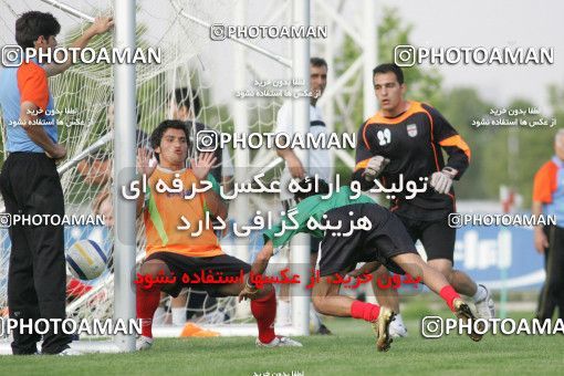 1270073, Tehran, , Iran Training Session on 2005/05/26 at Iran National Football Center