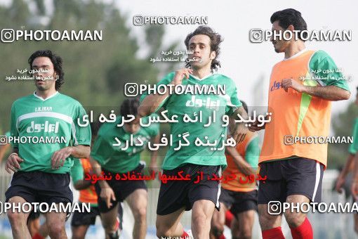 1270084, Tehran, , Iran National Football Team Training Session on 2005/05/26 at Iran National Football Center