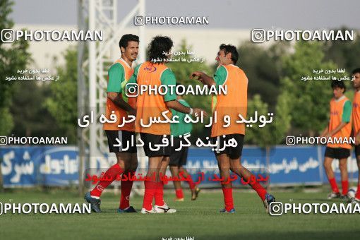 1270026, Tehran, , Iran National Football Team Training Session on 2005/05/26 at Iran National Football Center